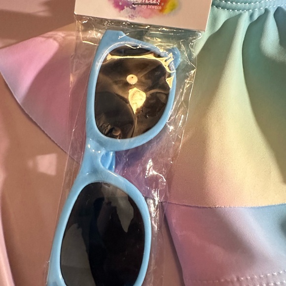 NWT Bikini - Bin 11 - Picture 3 of 4